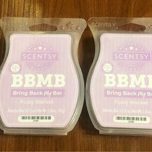 2 Scentsy Bars Fuzzy Blanket
